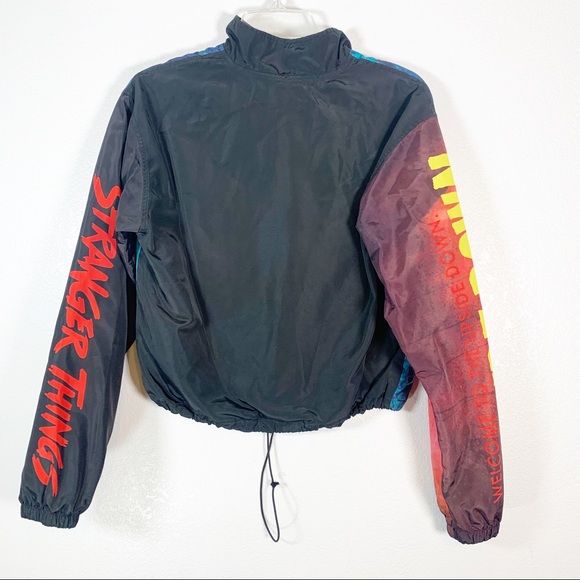 RARE STRANGER THINGS Crop Top Windbreaker Small - Picture 8 of 8